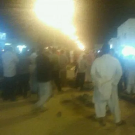 اقترب لمعاينة حادث مروري ففوجئ بجثة والده!