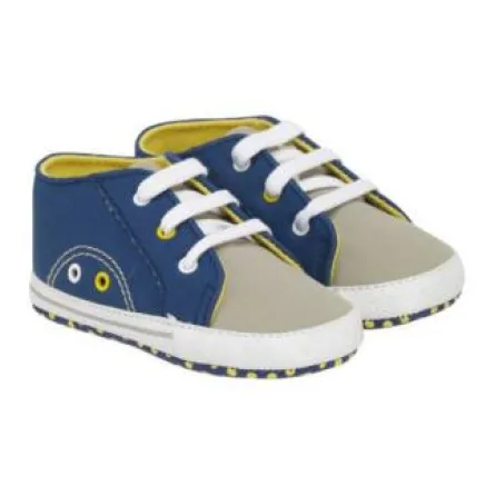 القواعد الصحيحة لاختيار حذاء الطفل