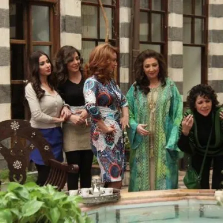 بالصور: نجمات سوريا يدخلن المطبخ استعداداً لدراما رمضان 2013