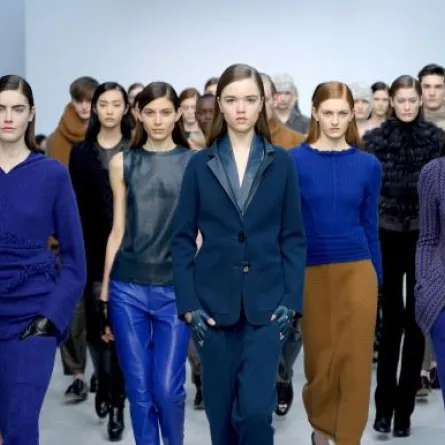 " سيدتي نت " ترصد أجمل الإطلالات في أسبوع باريس للموضة