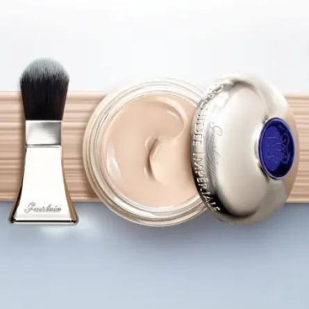 مستحضر أساس كريميّ ملوّن من Guerlain