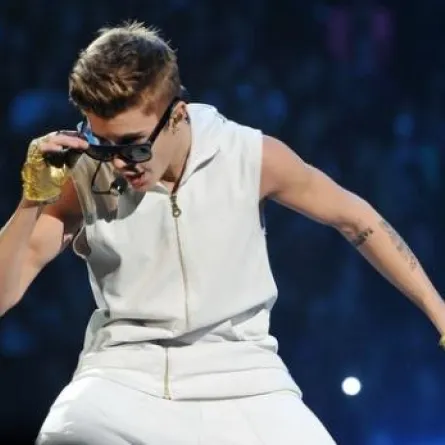 35  ألف متفرج حضروا حفل Justin Bieber في اسطنبول