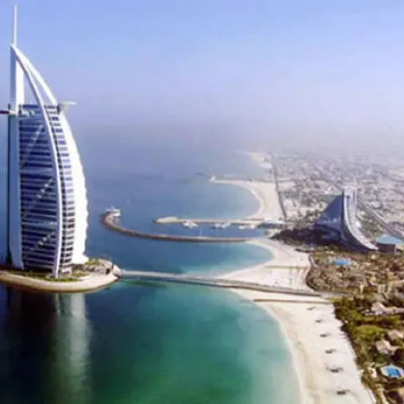 "الإمارات" رابع أغنى دولة في العالم