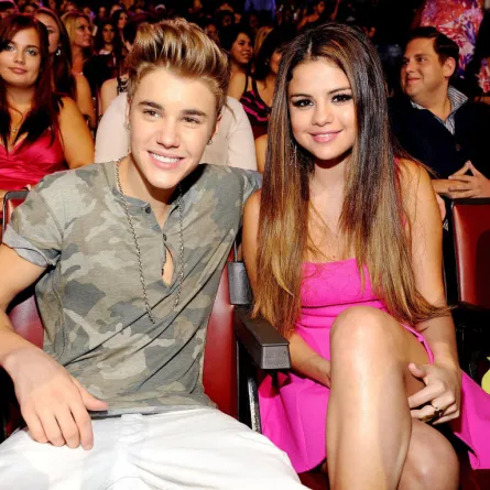 Justin Bieber وSelena Gomez يؤكدان استئناف علاقتهما