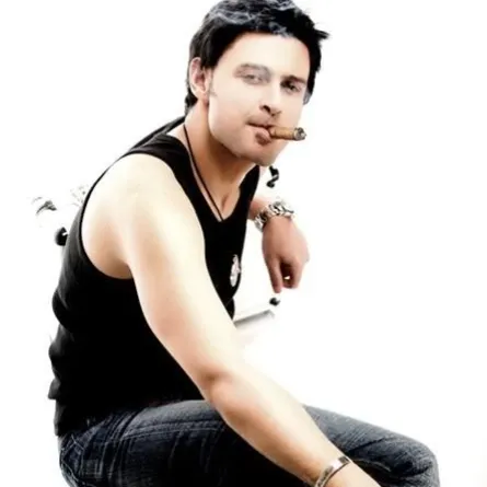 حصرياً: رامز جلال في مكتب النائب العام بتهمة السرقة