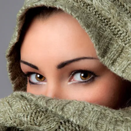 الكحل في العين.. هل يفطر الصائمة؟