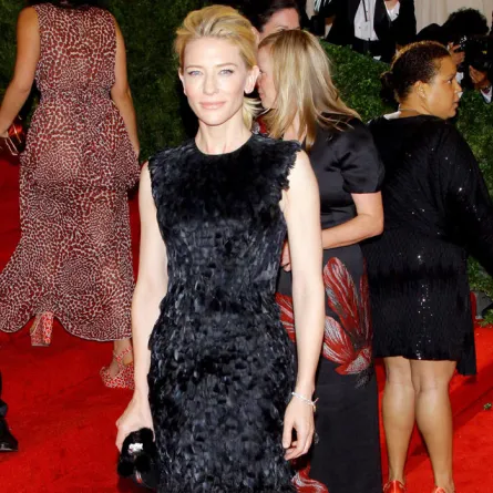 Cate Blanchett  إطلالات متجددة على السجَّادة الحمراء