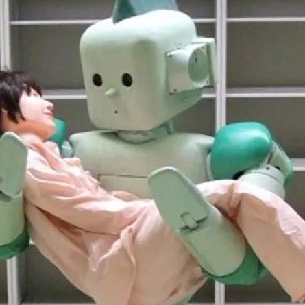 روبوت سعودي يرفع إنتاجية أطباء القلب إلى 300%