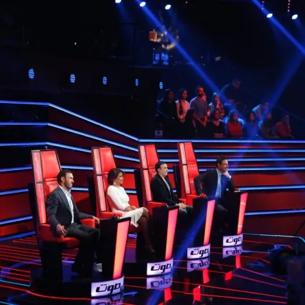 The voice: بسبب أميرة حرب على شيرين وصابر يتدخل في اللحظات الأخيرة
