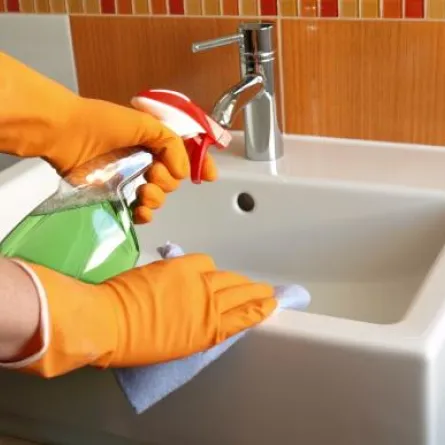 4 مكوّنات لمنظّف منزلي صديق للبيئة