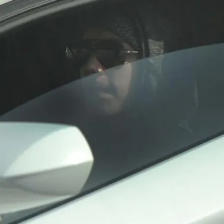 Justin Bieber يتجاوز السرعة بدبي 6 مرات...بالصور