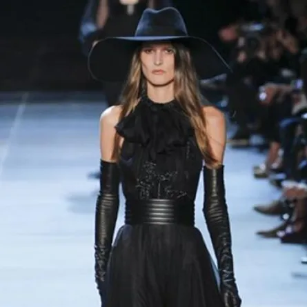 لا تتخلي عن الأسود هذا الصيف