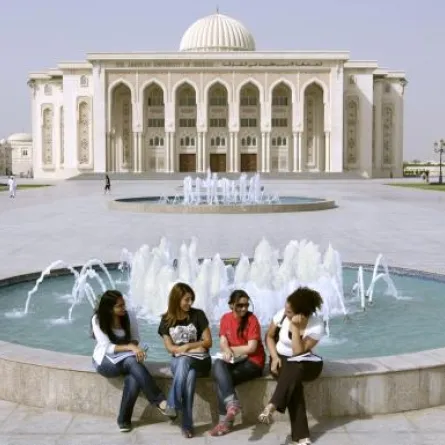 أول كتيّب إلكتروني مستقلّ تطلقه "أمريكية الشارقة"