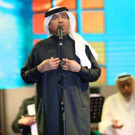 سر ظهور شبيهة شمس في حفل محمد عبده