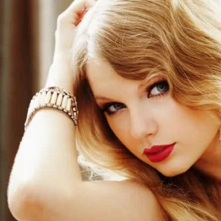 تايلور سويفت الأكثر دخلاً عام 2012