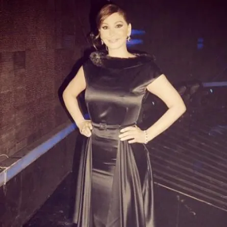  ما هو اللون المفضل لدى إليسا؟ 