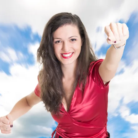 اهزمي مخاوفكِ بالسخرية منها