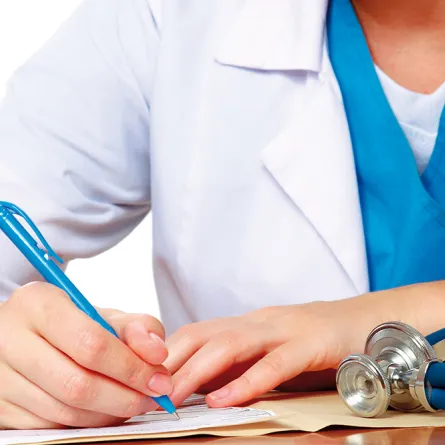 الطبيبة والشرطية وتزوير الإجازة المرضية