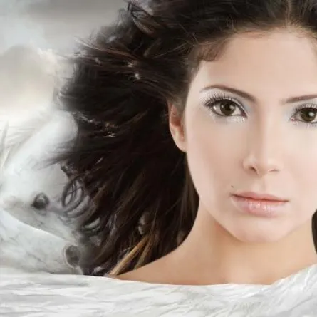 منى زكي تكشف لـ"سيدتي نت" حقيقة الصورة الفضيحة