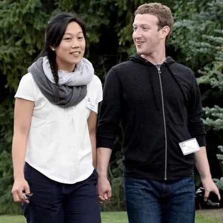 Mark Zuckerberg وزوجته يتصدّران قائمة الخيّرين في أمريكا