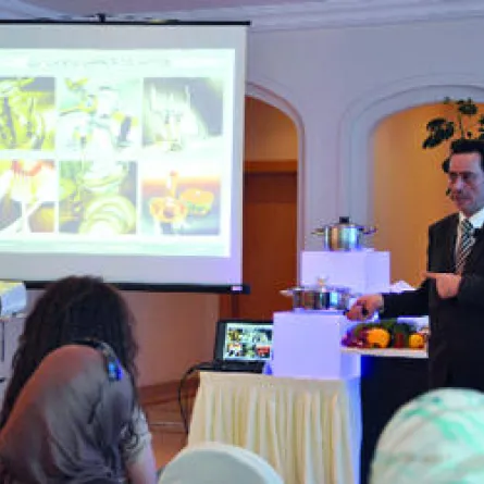 نادي سيدات الشارقة يحتفل بيوم المرأة العالمي