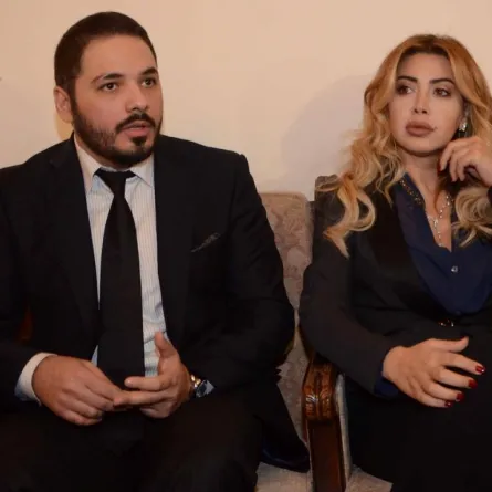 المصريات من دون ماكياج واللبنانيات بكامل زينتهن في مناسبات العزاء