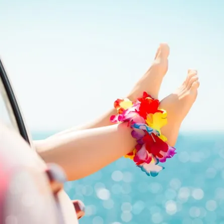 3 خلطات لتبييض وتنعيم الركب والأكواع