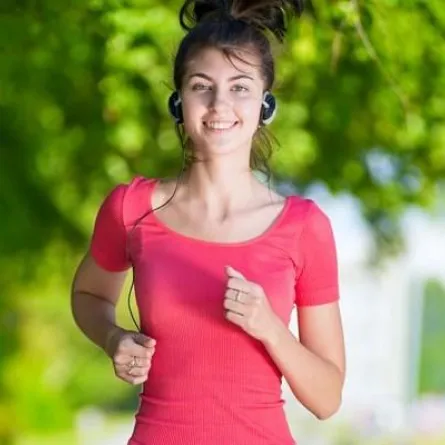 بالفيديو: أهمية رياضة المشي وفوائدها