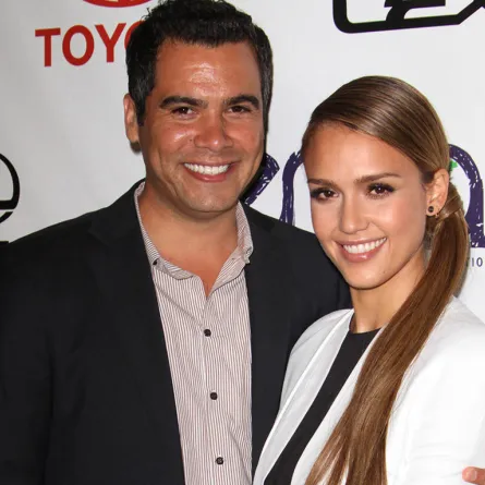 نصائح لعلاقة حبّ مثالية من Jessica Alba