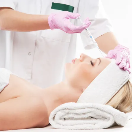 صالونات التجميل.. أخطاء وأمراض وما خفي أعظم!