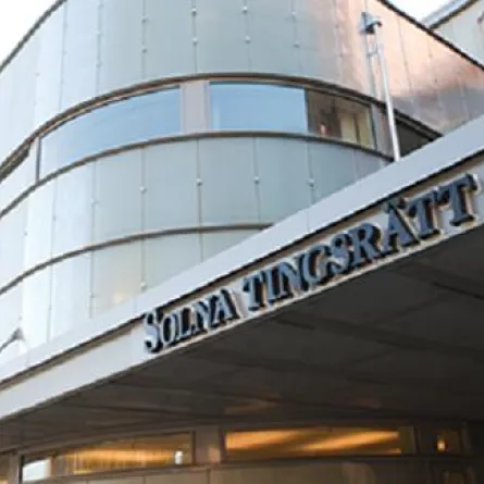 «الحرمة الجسديَّة» لوالدين ماليزيين أرغما أبنائهما على الصلاة