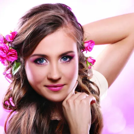 "وجوه" Faces تطلعكنّ على أسرار أفضل طلّة للعروس