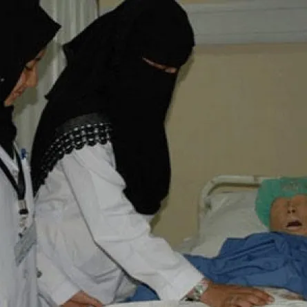 الممرضات السعوديات يحققن رضا 95% من المرضى