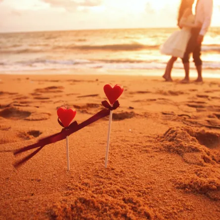 رجال: عيد الحب للعشيقات فقط!