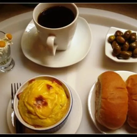 الخبز الأبيض والفطائر والقهوة تسبب السرطان