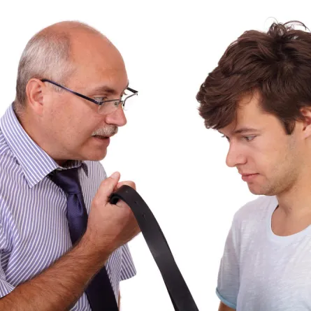 دور الآباء في ضبط سلوك الأبناء!