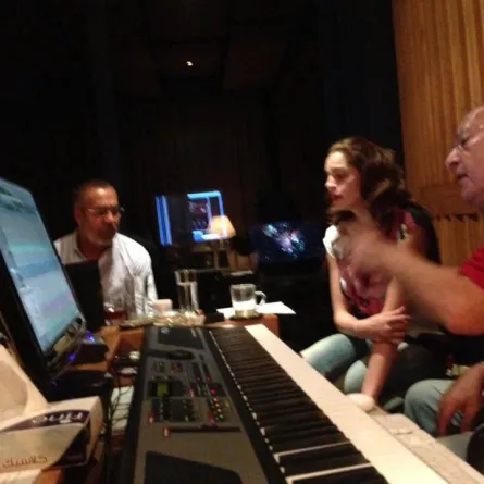 أمال ماهر تتجاوز أزمتها الصحيّة وتغنّي لهاني سلامة