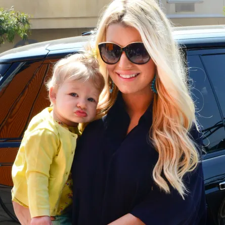 تكاليف مشاهير هوليوود على أولادهم بالمليارات 