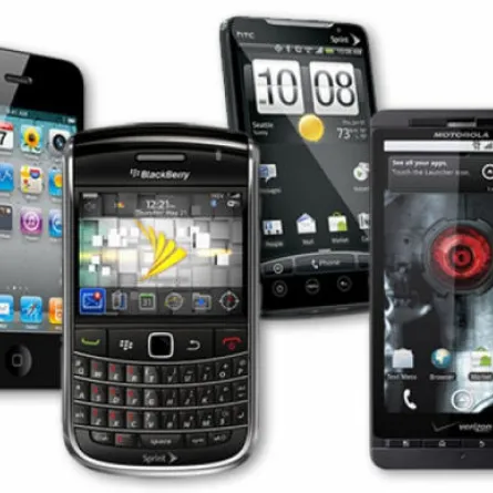 الهواتف الذكية تفسد حياة 44% من الأسر السعودية