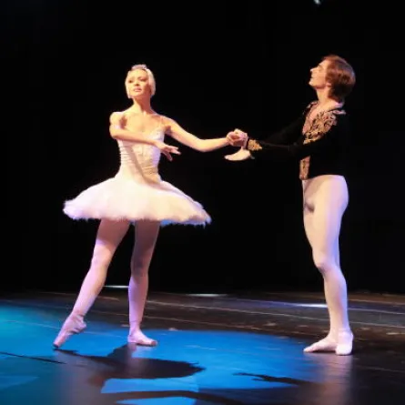 "البولشوي" الروسية تقدم عروضها المبدعة في دبي