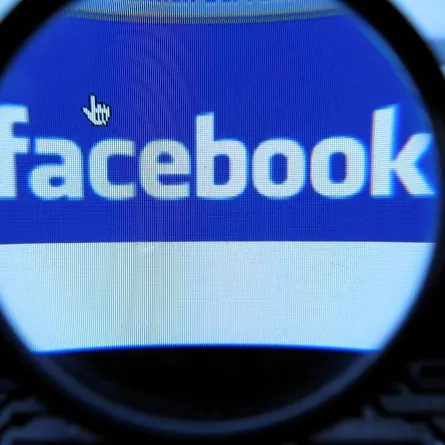 "فيس بوك" يودّع عام 2013 على طريقته