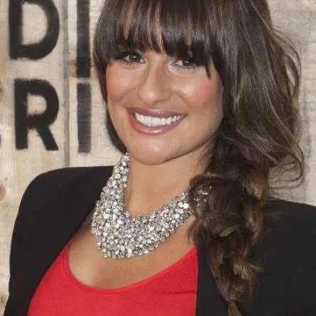 Lea Michele تفوز بـ"التغريدة" الأكثر تناقلاً عام 2013