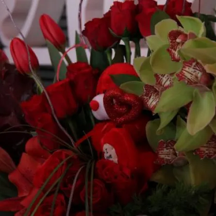 باقة ورد على شكل قلب خطوة بخطوة