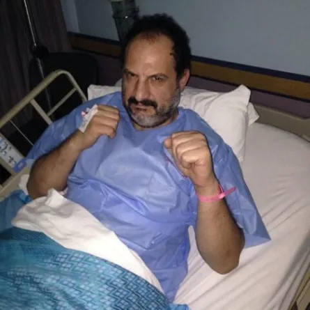 خالد الصاوي في غرفة العمليات