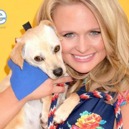 ميراندا لامبرت منقذة الحيوانات