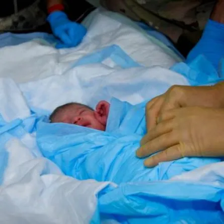 قطرية تزرع 5 أعضاء وتنجب طفلة معجزة