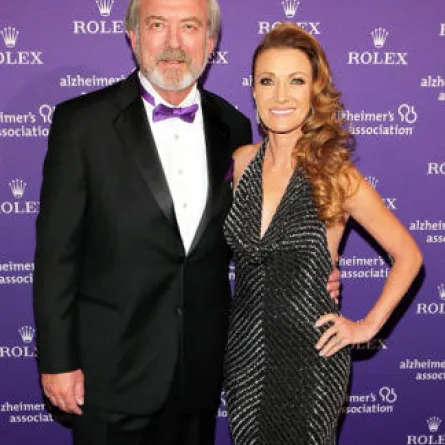 جين سيمور تنفصل عن زوجها الرابع