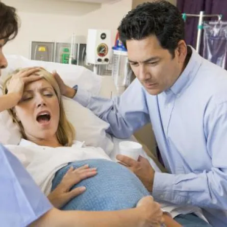 5 دولارات غرامة عن كل صرخة أثناء الولادة!!