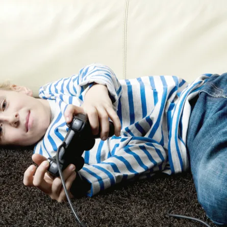 سيطري على ادمان ابنك الألعاب الإلكترونية بالتقنين!