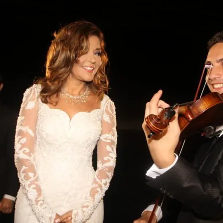 لمن ارتدت سميرة سعيد فستان فرحها؟